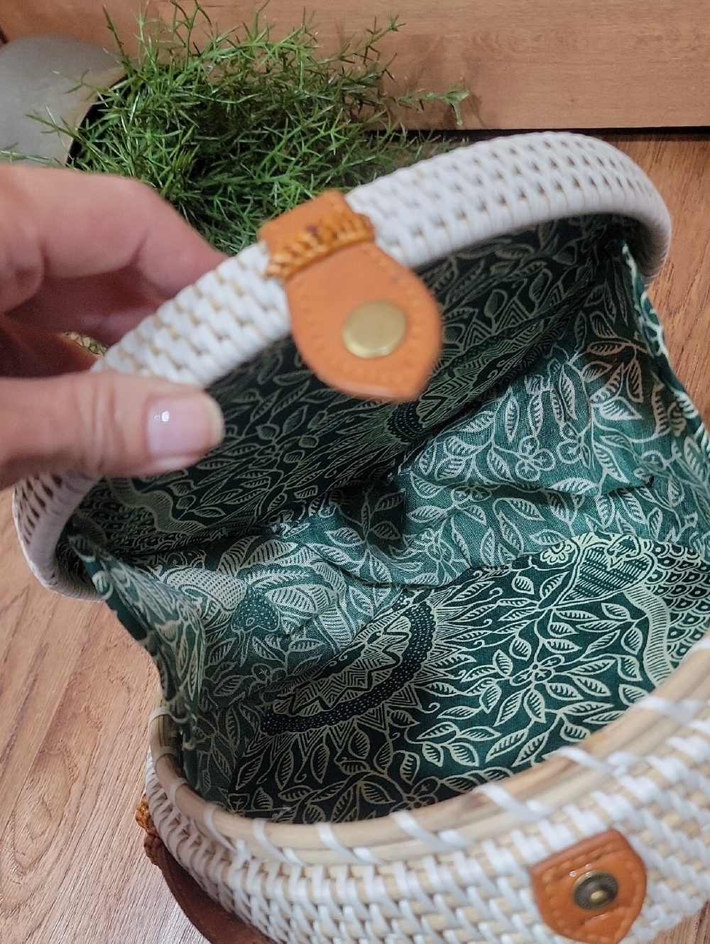 Klara Haloho Hand Crafted Round Rattan Crossbody - Picture 8 of 14